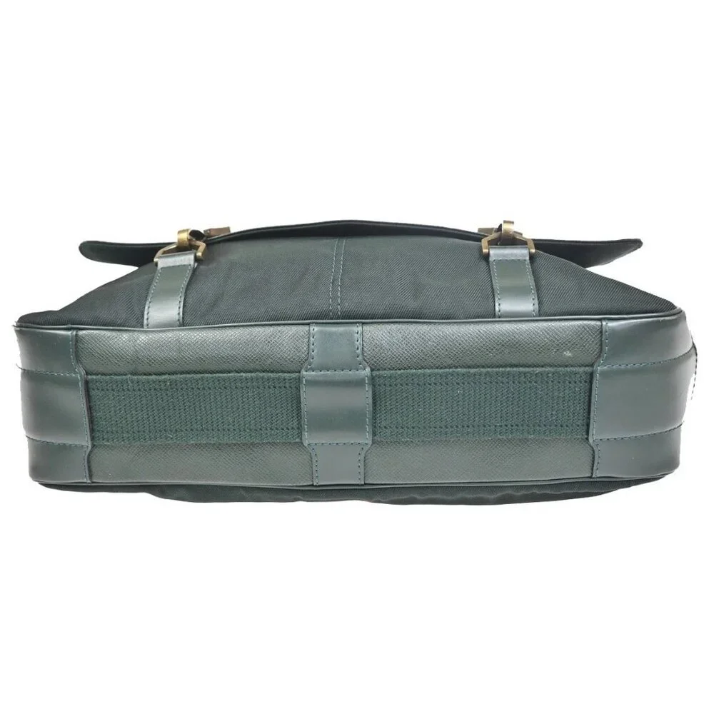 LOUIS VUITTON Delsou Shoulder Bag Taiga Leather Epicea Green GHW M30164 37ZA127 - Picture 6 of 16